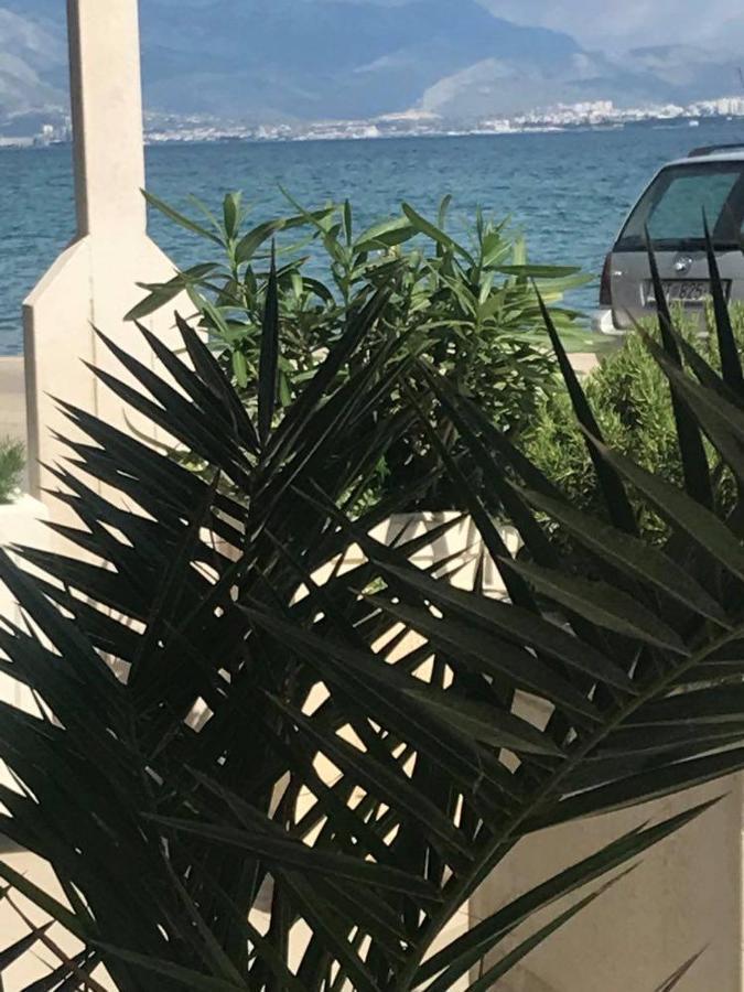 Apartment Andela Kaštela Екстериор снимка