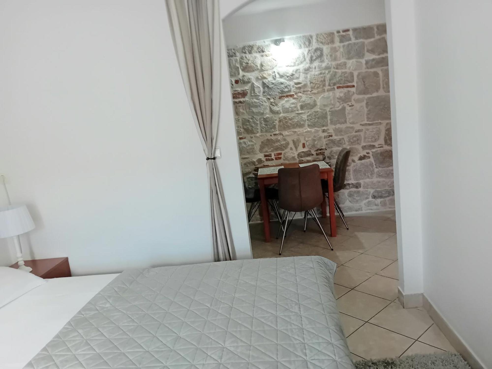 Apartment Andela Kaštela Екстериор снимка