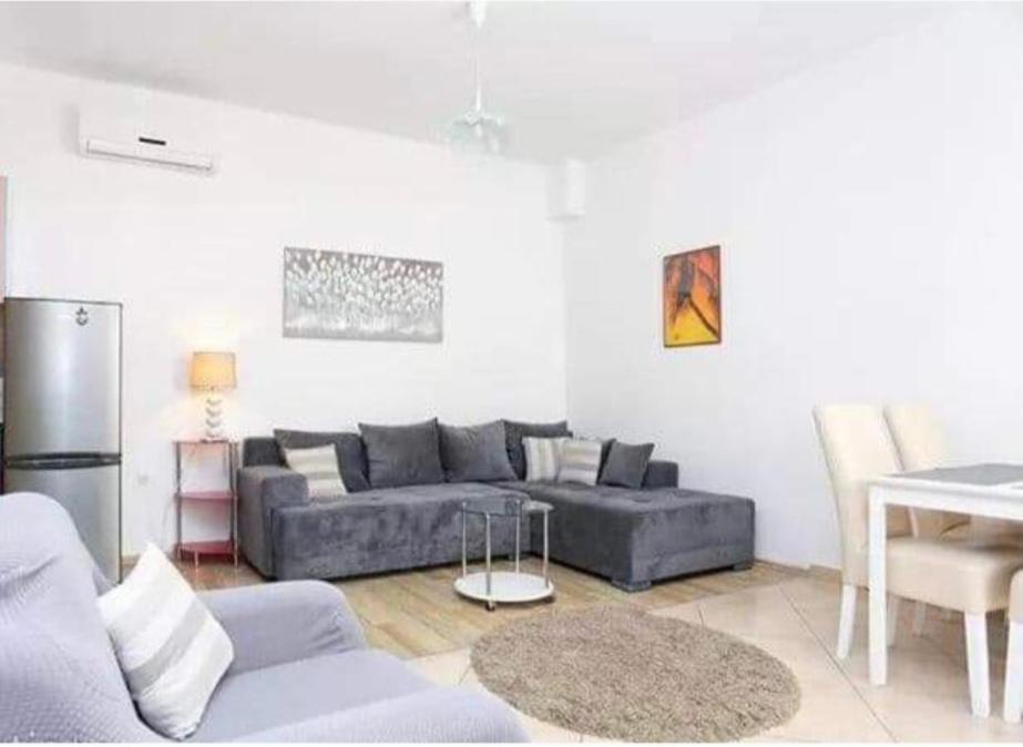 Apartment Andela Kaštela Екстериор снимка
