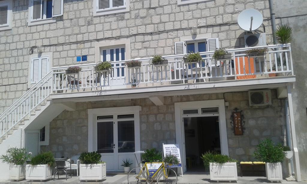 Apartment Andela Kaštela Екстериор снимка